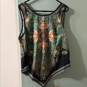 Chic Paisley Women's Tank Top